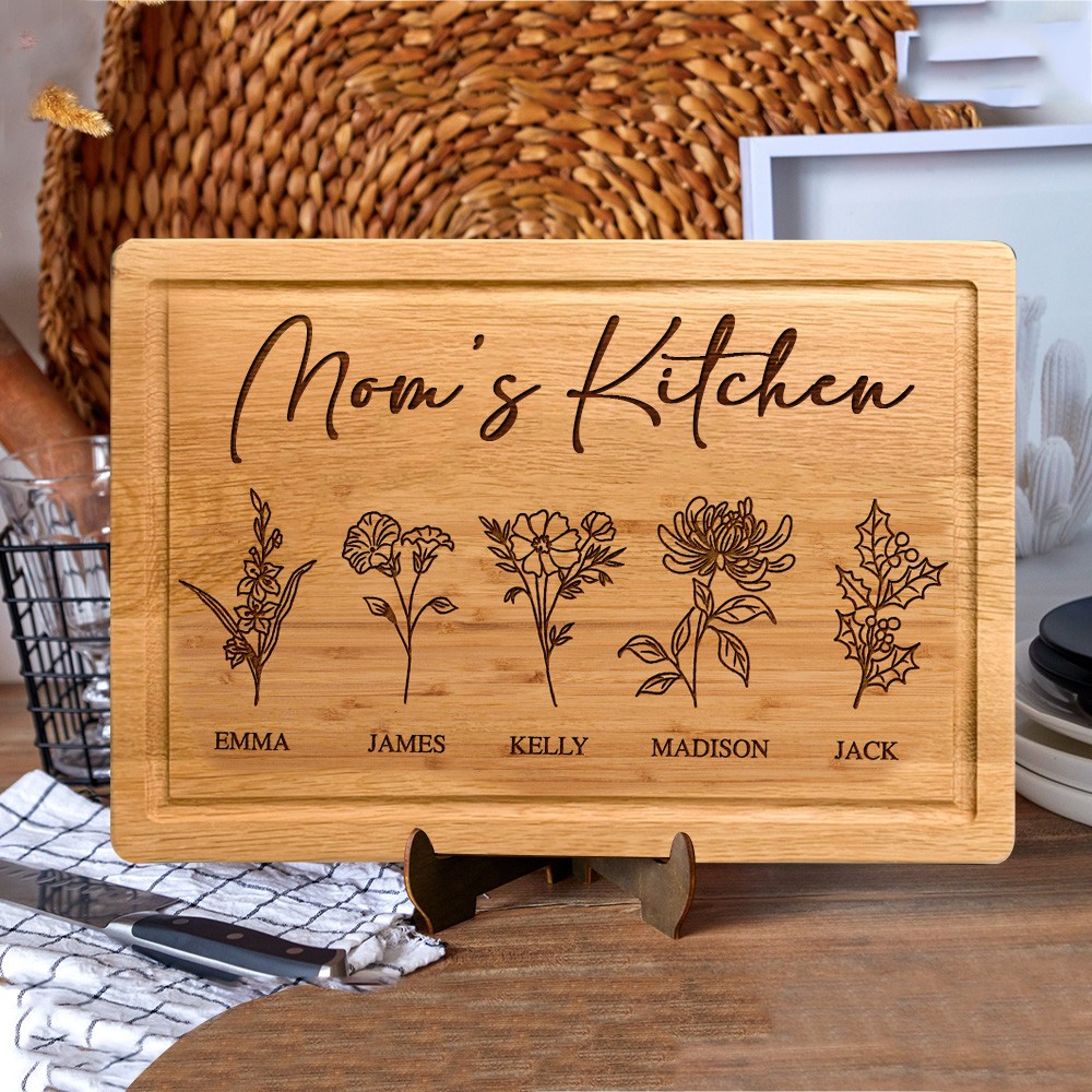 Personalized Mom's Kitchen Birth Flower Cutting Board with Engraved Names Family Gifts for Mom Grandma