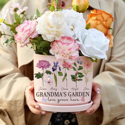 Personalized Love Grows Here Birth Flower Pot For Grandma's Garden Perfect Gift For Mom Grandma