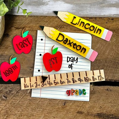 Personalized Interchangeable Photo Prop First/100th/Last Day Sign Back to School Gifts for Kids