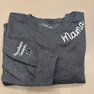 Personalized Mama Embroidered Sweatshirt Hoodie With Names On The Sleeve Unique Mother's Day Gift Ideas