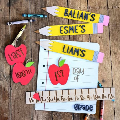 Personalized Interchangeable First Day of School Sign With Kid's Name Back to School Sign Best Gift For Kids