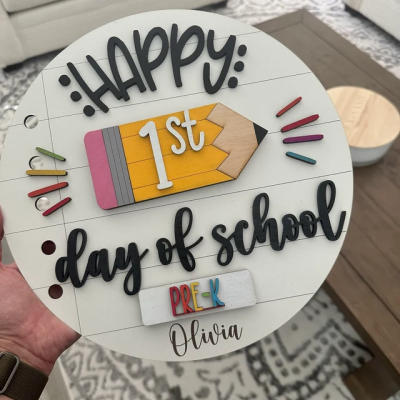 Personalized Wooden Interchangeable Sign For First Day of School With Grade Unique First Day Photo Prop Gifts For Kids